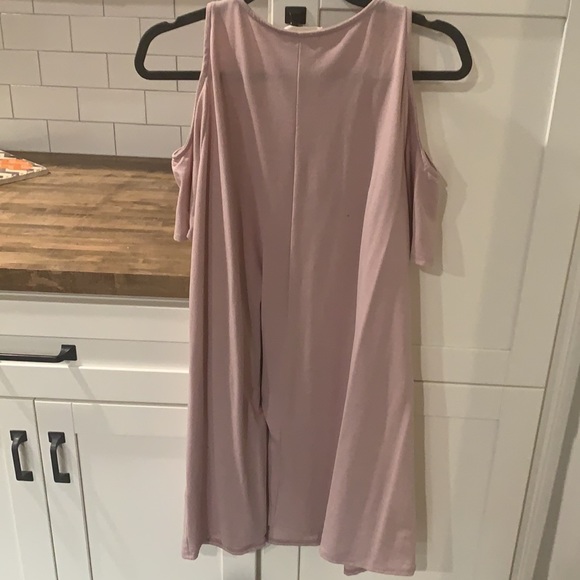 Lavender cold shoulder dress. - Picture 4 of 4